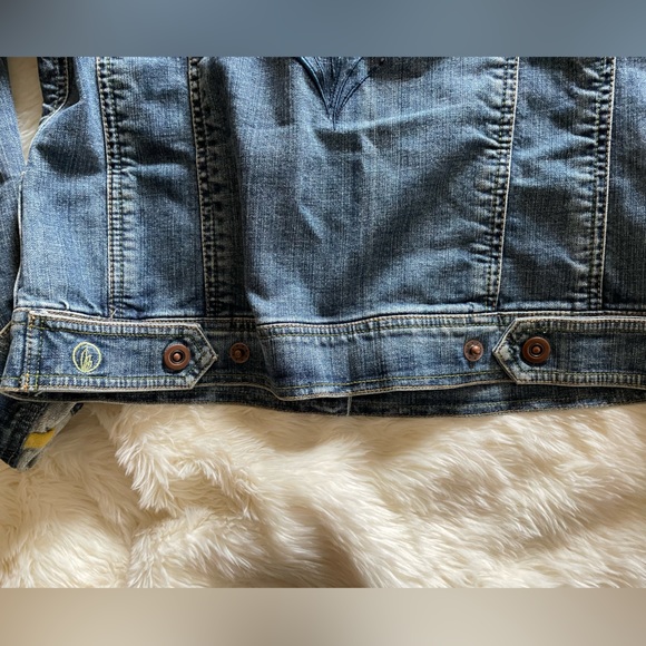 Woman’s 98% organic denim jacket with embroidered design on back, size L - Picture 6 of 9